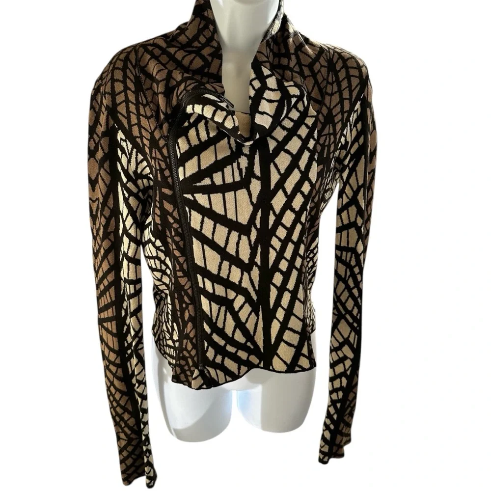 BCBGMaxAzria Abstract Pattern Silk and Wool Blend Sweater Jacket - Picture 6 of 13